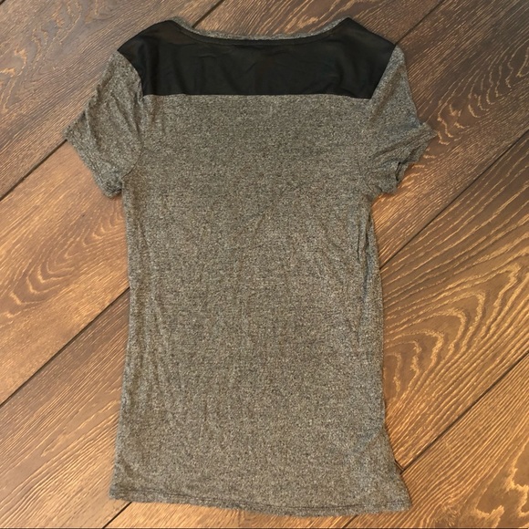Women’s gray & black t-shirt XS - Picture 2 of 4
